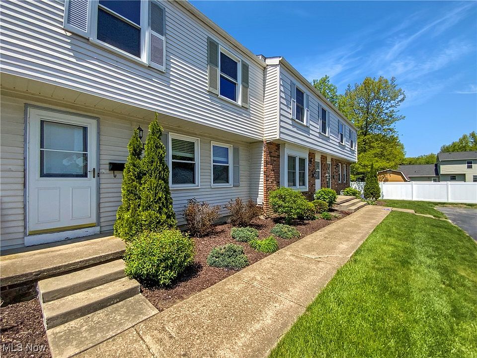 1st image of 7451 Essex Dr