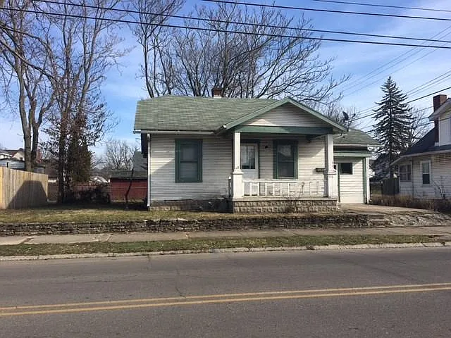 515 NW 2nd St photo 1
