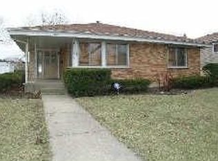 869 S Hawthorne Ave, Elmhurst, IL