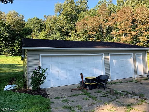 3rd image of 3740 University Dr NE