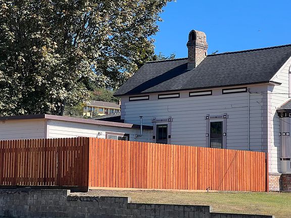 2nd image of 370 Main St