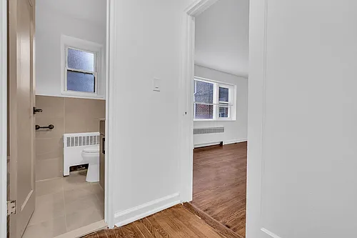 246 Edgar Pl Photo 1