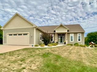 N78W22914 N Coldwater Cir, Sussex, WI 53089
