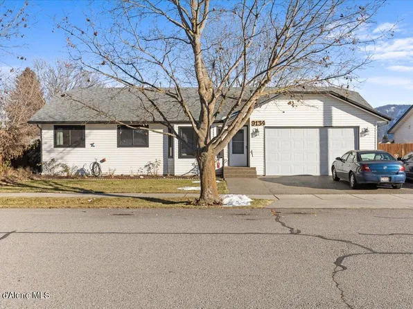 9134 N Orange Blossom Ct, Hayden Lake, ID 83835