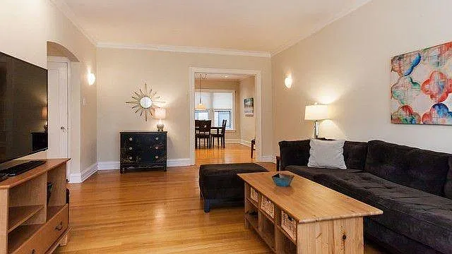 1011 Hull Terrace — Photo 3