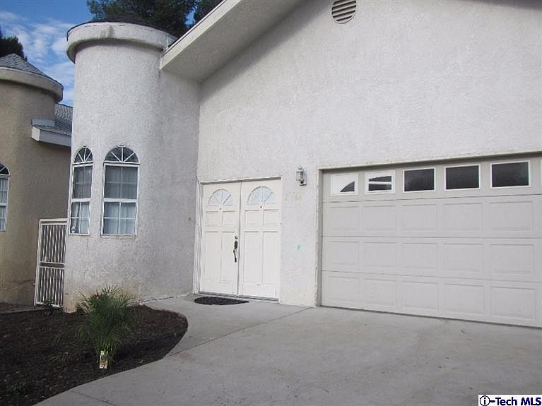 1st image of 10238 Whitegate Ave