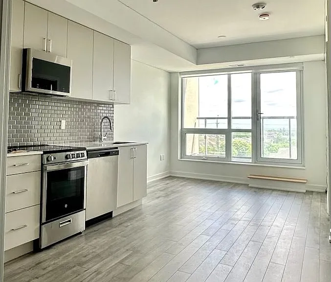 1005 Dundas St E #624 — Photo 7