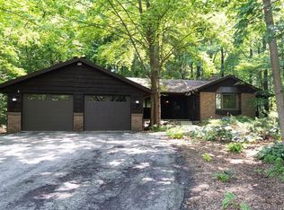 W3936 Highview Dr, Appleton, WI 54913