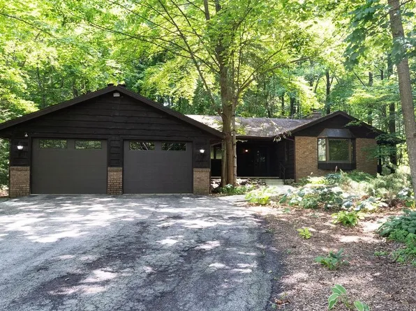 W3936 Highview Dr, Appleton, WI 54913