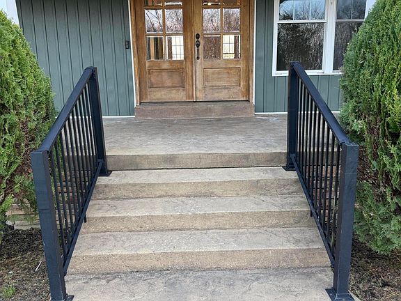 5th image of 444 Wire Ln