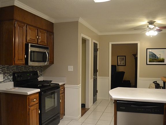 5th image of 117 Creekside Dr