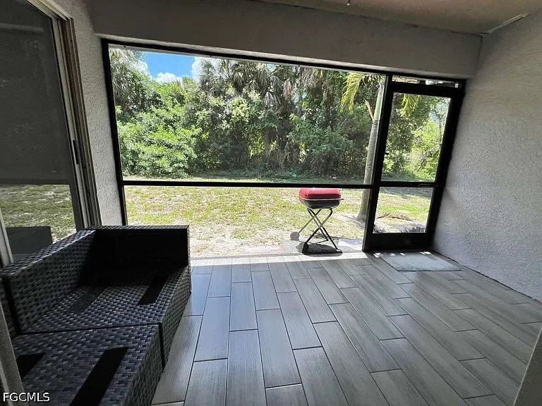 715 SE 24th Ave #715 — Photo 35