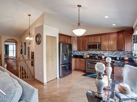3rd image of 3161 Saganashkee Ln #3161