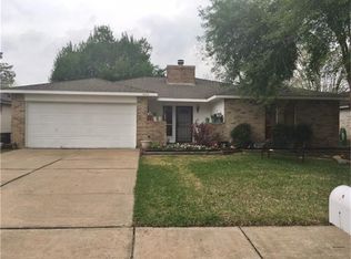 16719 Rippling Mill Dr, Sugar Land, TX 77498