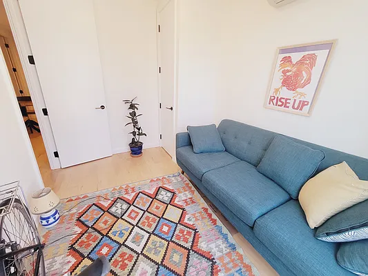 Rented by Oxford Property Group | media 14