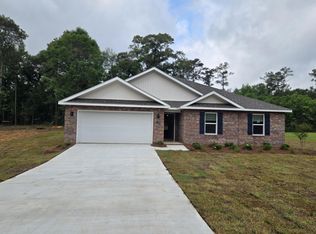 99 Oakwood Dr, Hattiesburg, MS 39402