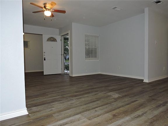 3rd image of 8408 Glen Regal Dr