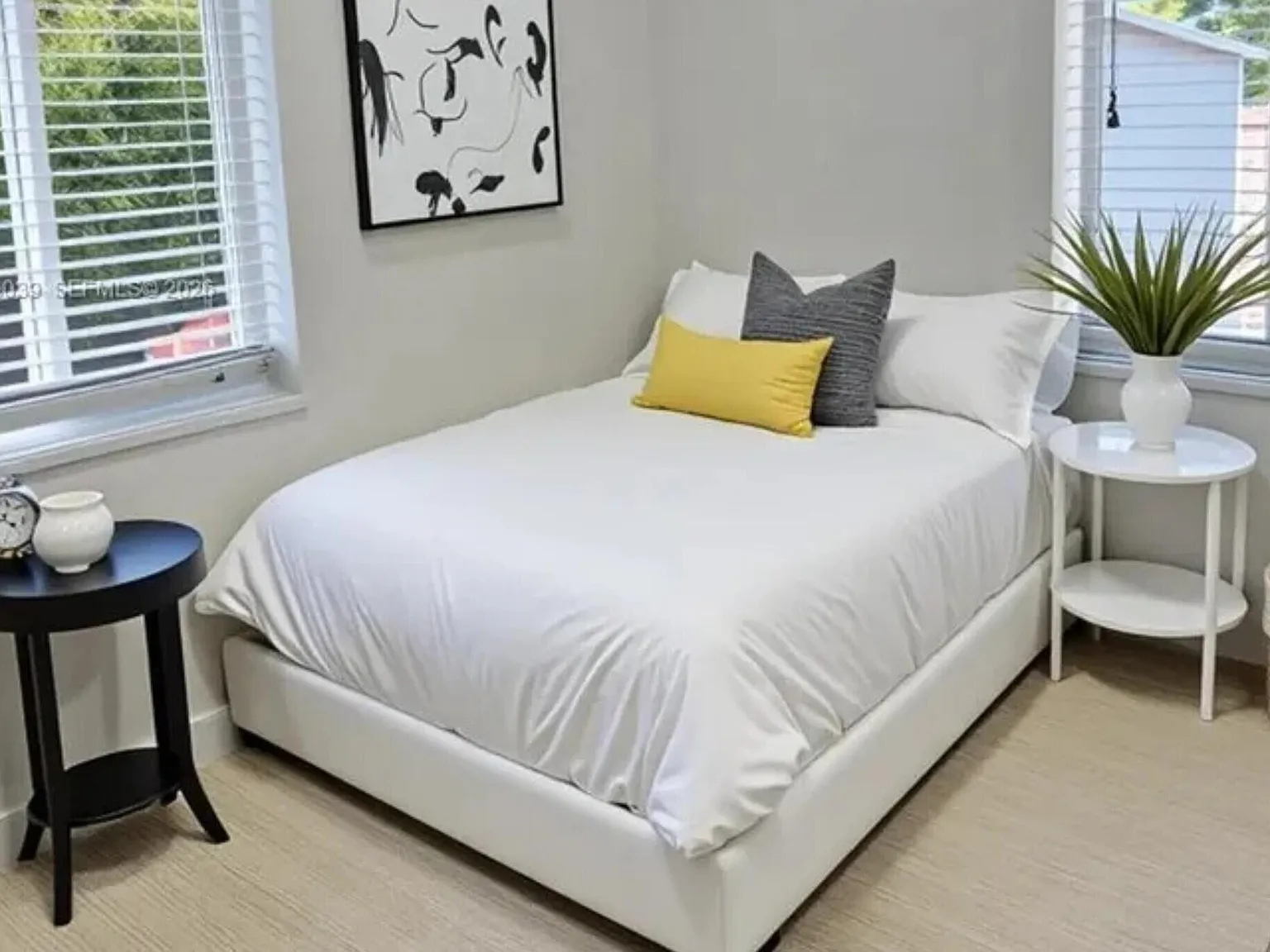 2 bed, 1.0 bath, 700 sqft, $2,500 — Photo 3