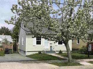 6749 Huron St, Halifax, NS B3L2N3