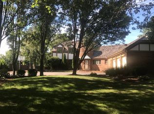 3810 Clubhouse Dr, Champaign, IL