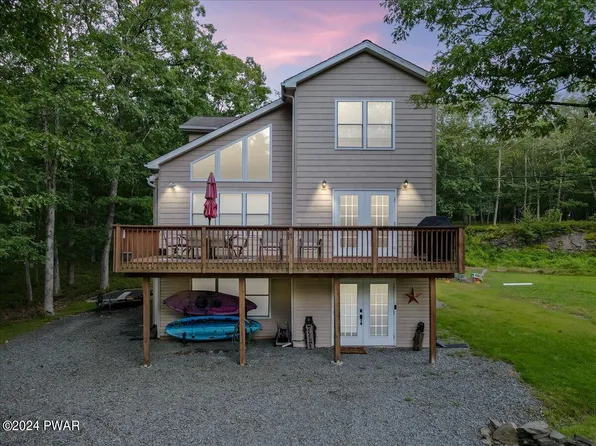 170 Robin Way, Lackawaxen, PA 18435