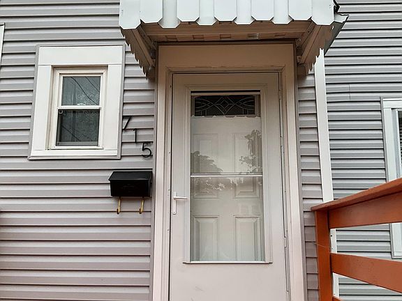 2nd image of 715 E Hunter Ave