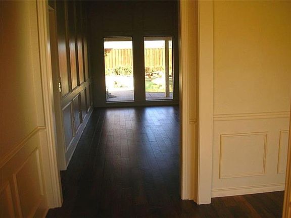4th image of 2513 La Vida Pl