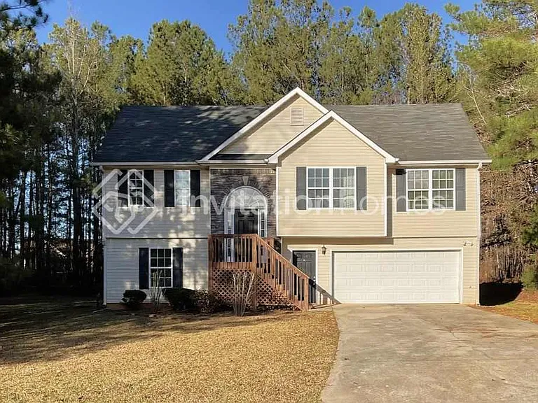 200 Shadowbrook Dr — Photo 1