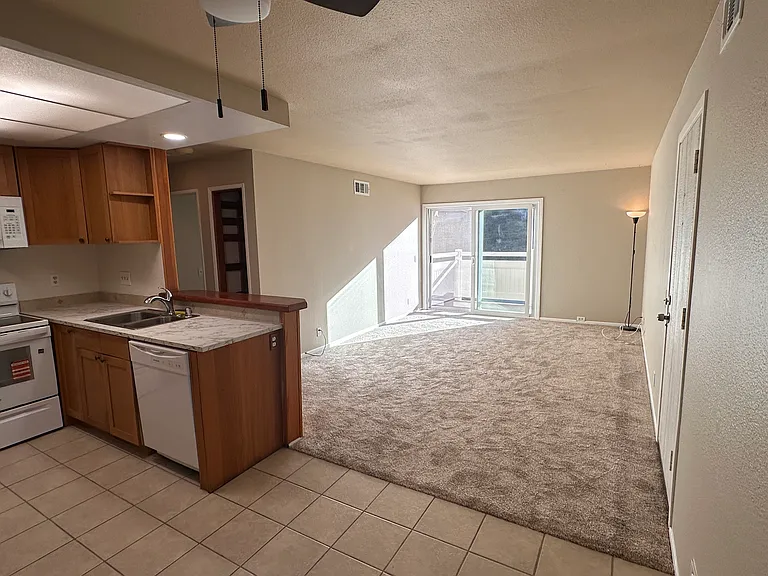 8811 Gilman Dr #D — Photo 7