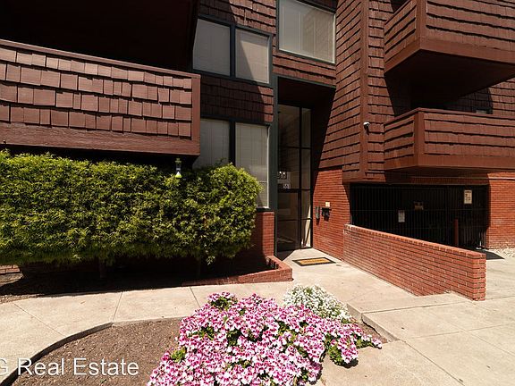 2nd image of 561 Boden Way #3D