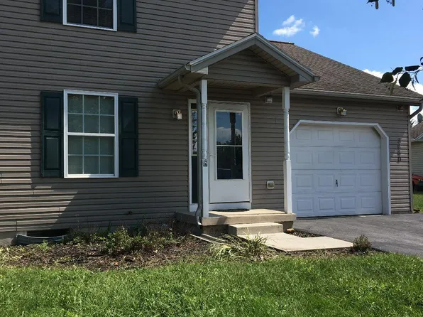 3660 Mountain Shadow Dr, Fayetteville, PA 17222