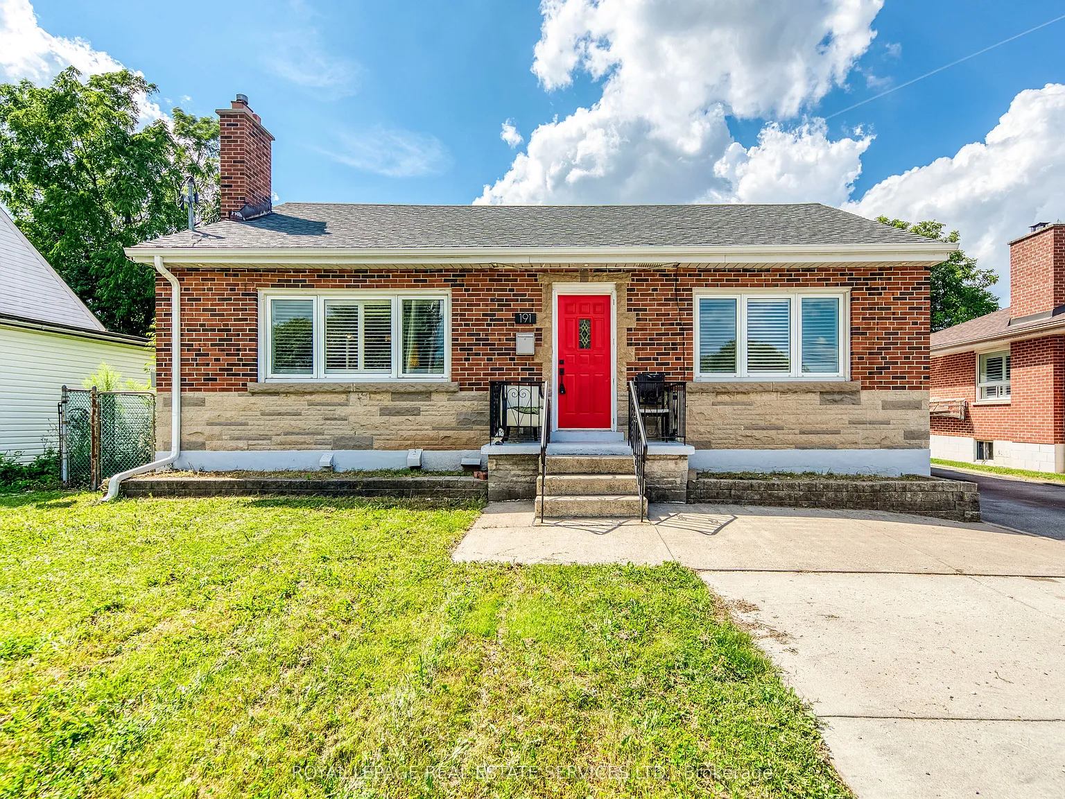 3 bed, $2,500 — Photo 1