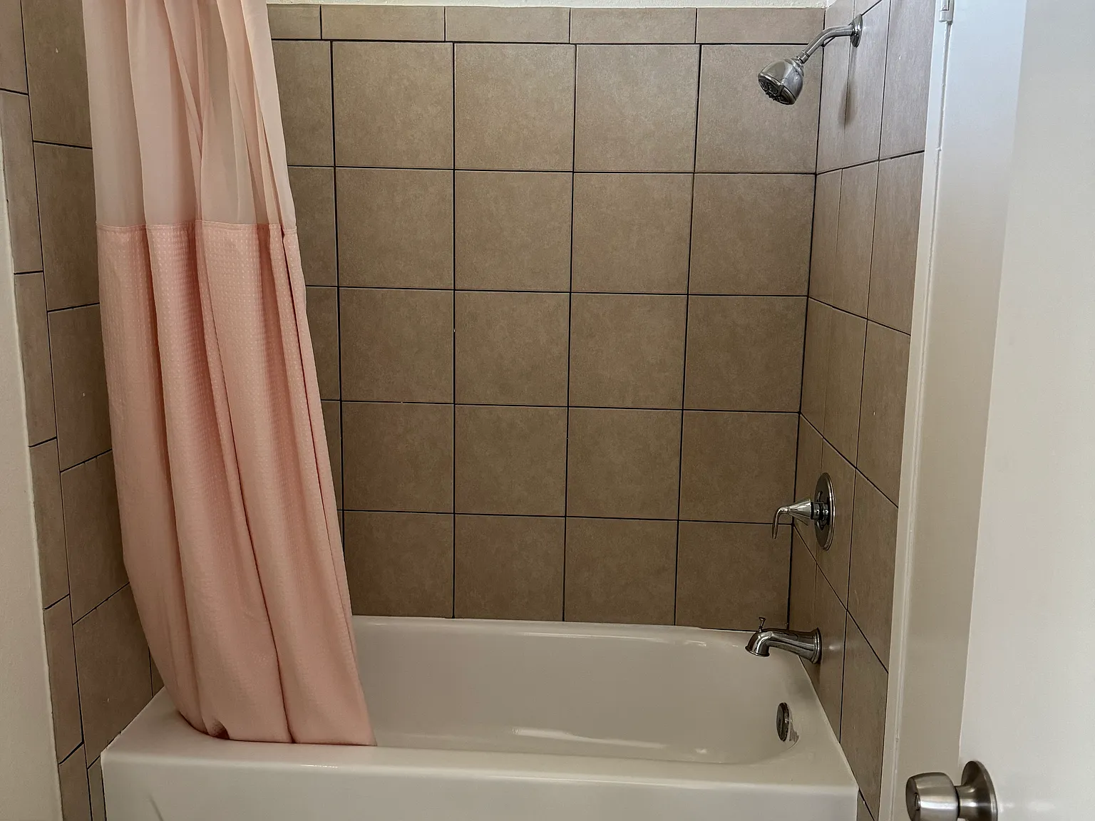 11335 Tiara St — Photo 4