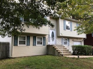 108 Clairmont Ct, Lakewood, NJ