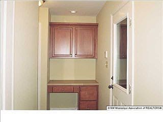 4th image of 6363 Acree Woods Dr
