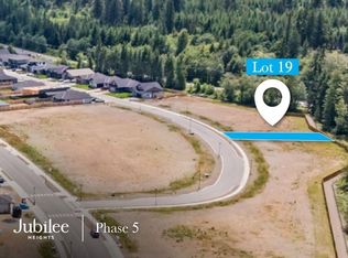 741 Salmonberry St, Campbell River, BC V9H 0G1