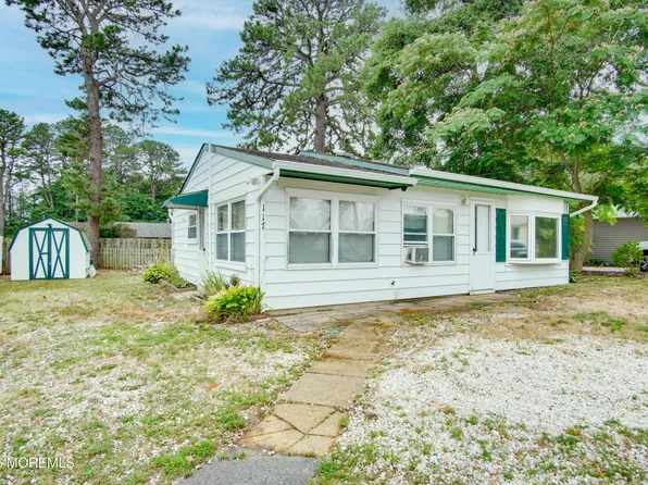 117 Beach Boulevard, Forked River, NJ 08731