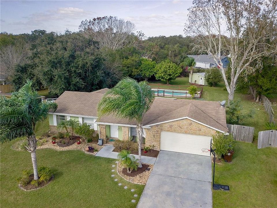 1st image of 1415 Orchid Ln