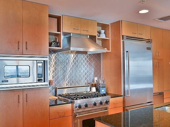 5th image of 1208 E Kennedy Blvd Unit 1208