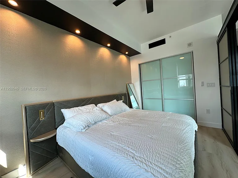 234 NE 3rd St #1805 — Photo 39