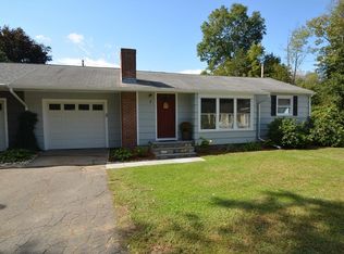 662 Amherst Rd APT 2, Granby, MA 01033