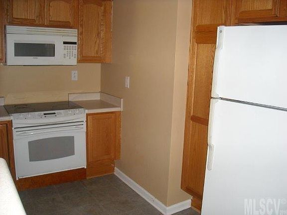4th image of 1689 Golden Cedar Ln