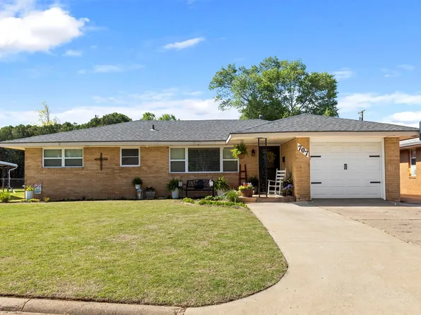 707 S Sunset Dr, Alva, OK 73717