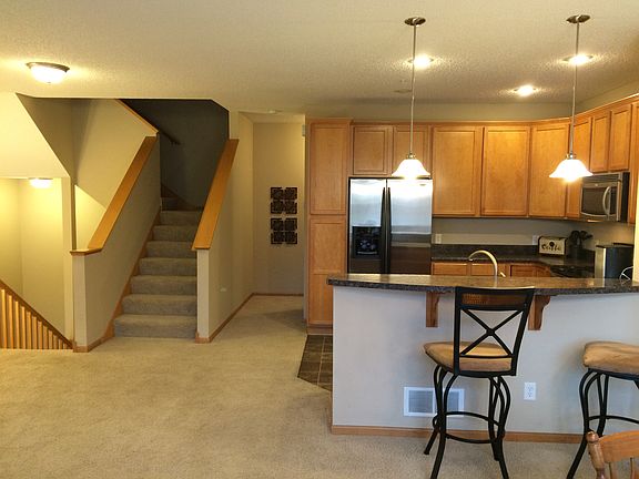 4th image of 15586 Eastbrook Ln