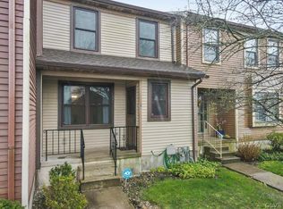 17 Concord Ct, Easton, PA 18040