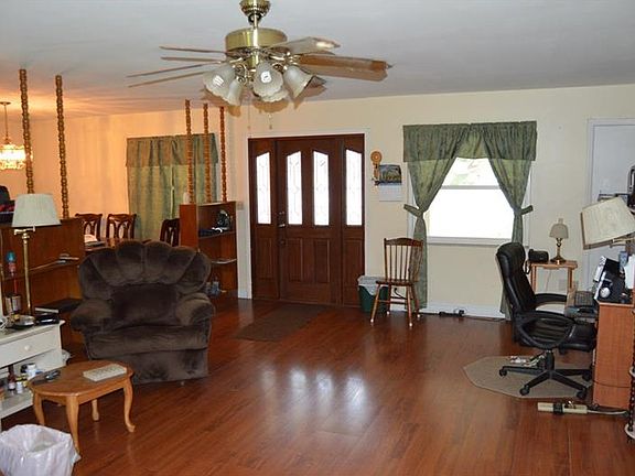 4th image of 37819 Amelia Ave
