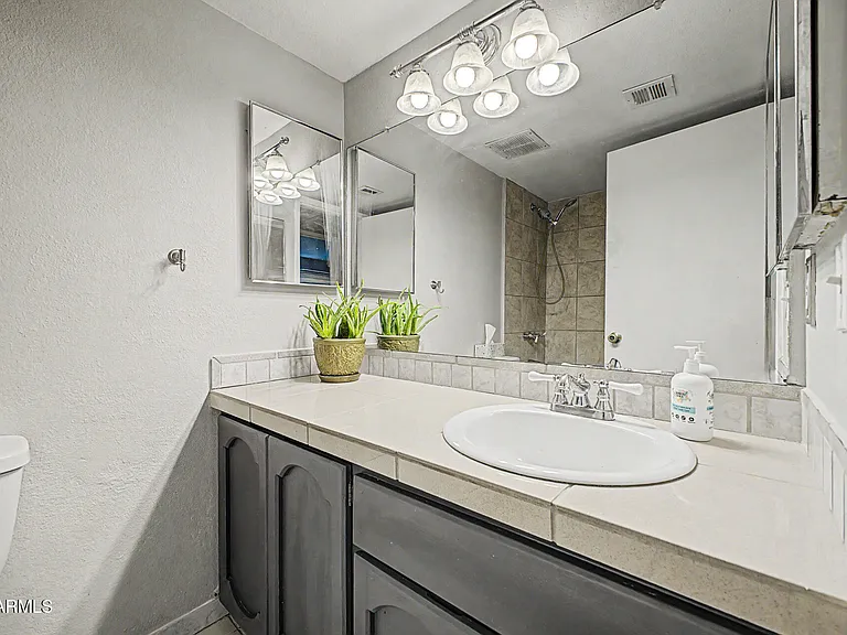 3301 E Earll Dr #120 — Photo 16
