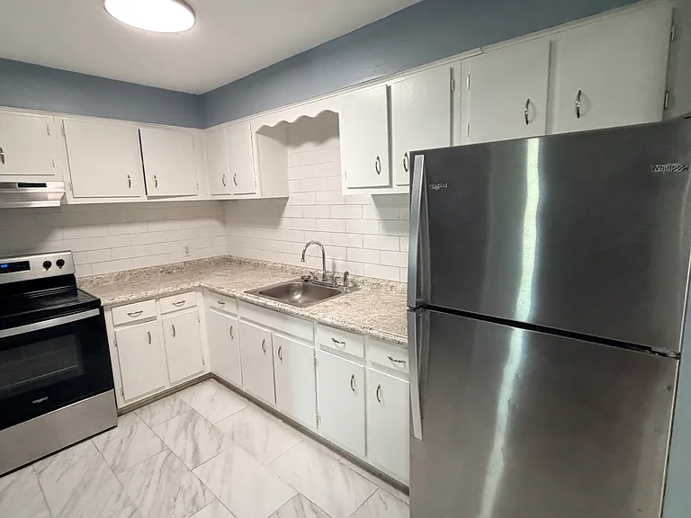 560 Main St #2D-0 — Photo 3
