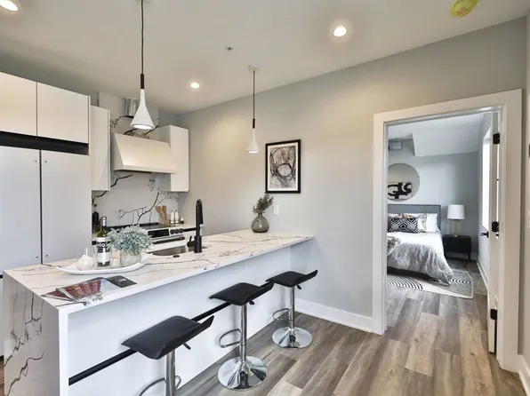 1612 Cambridge St Unit 203, Philadelphia, PA 19130