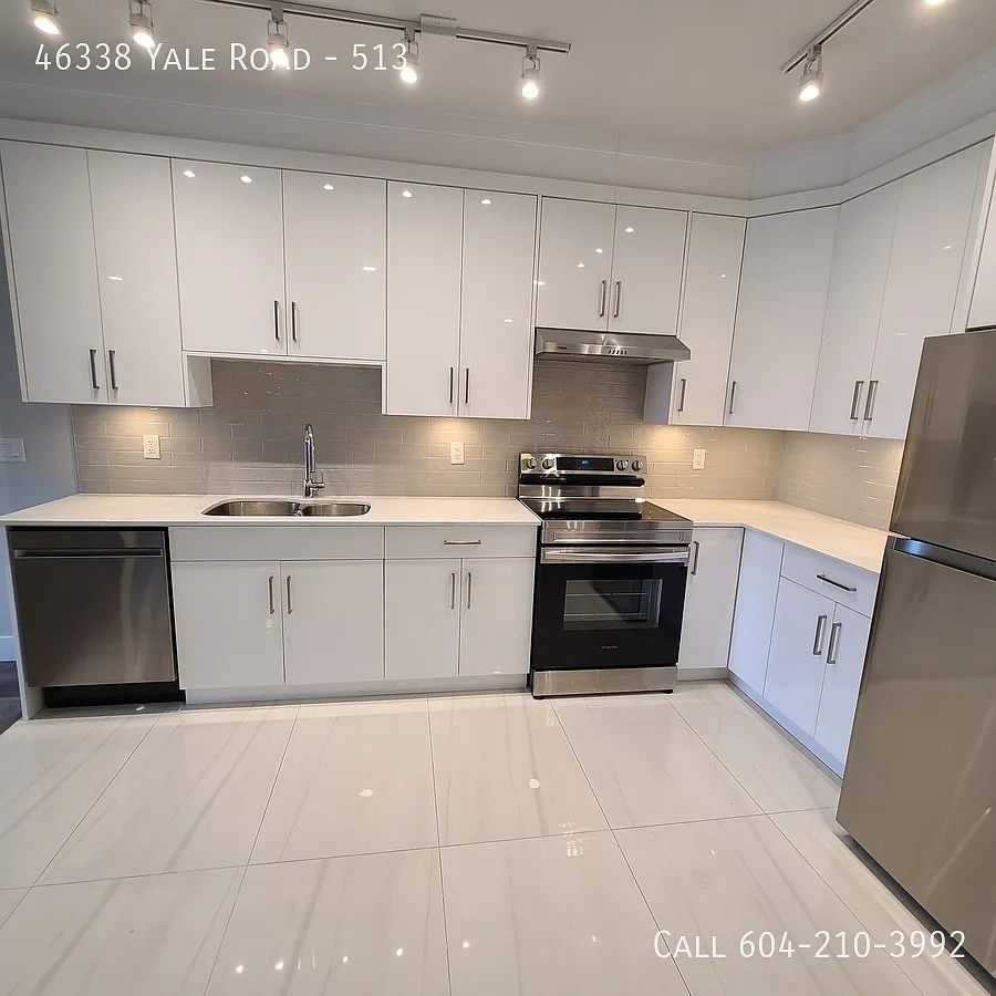 Building Photo - 46338 Yale Rd #513